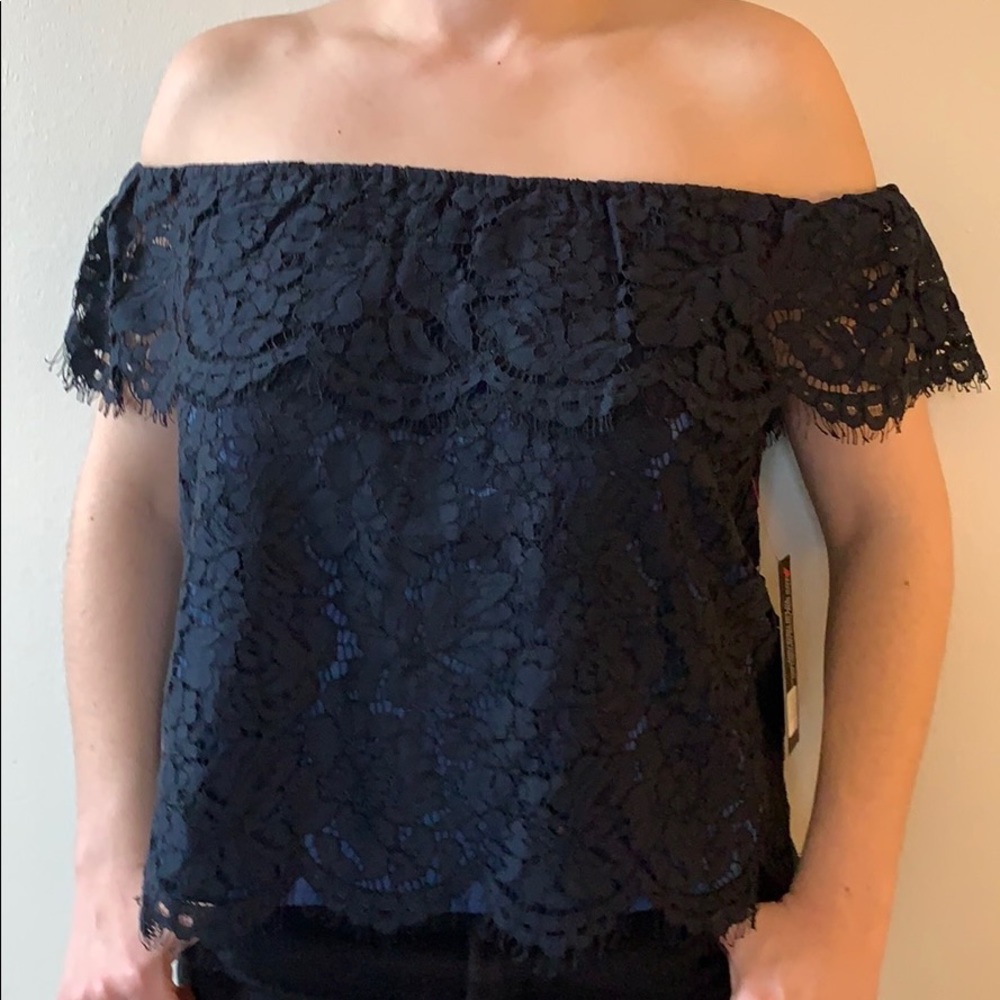 NWOT | Olivia Grey | Blue Lace Crop Top